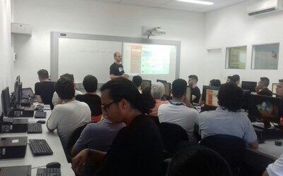 Turma do curso de inteligência artificial com RapidMiner
